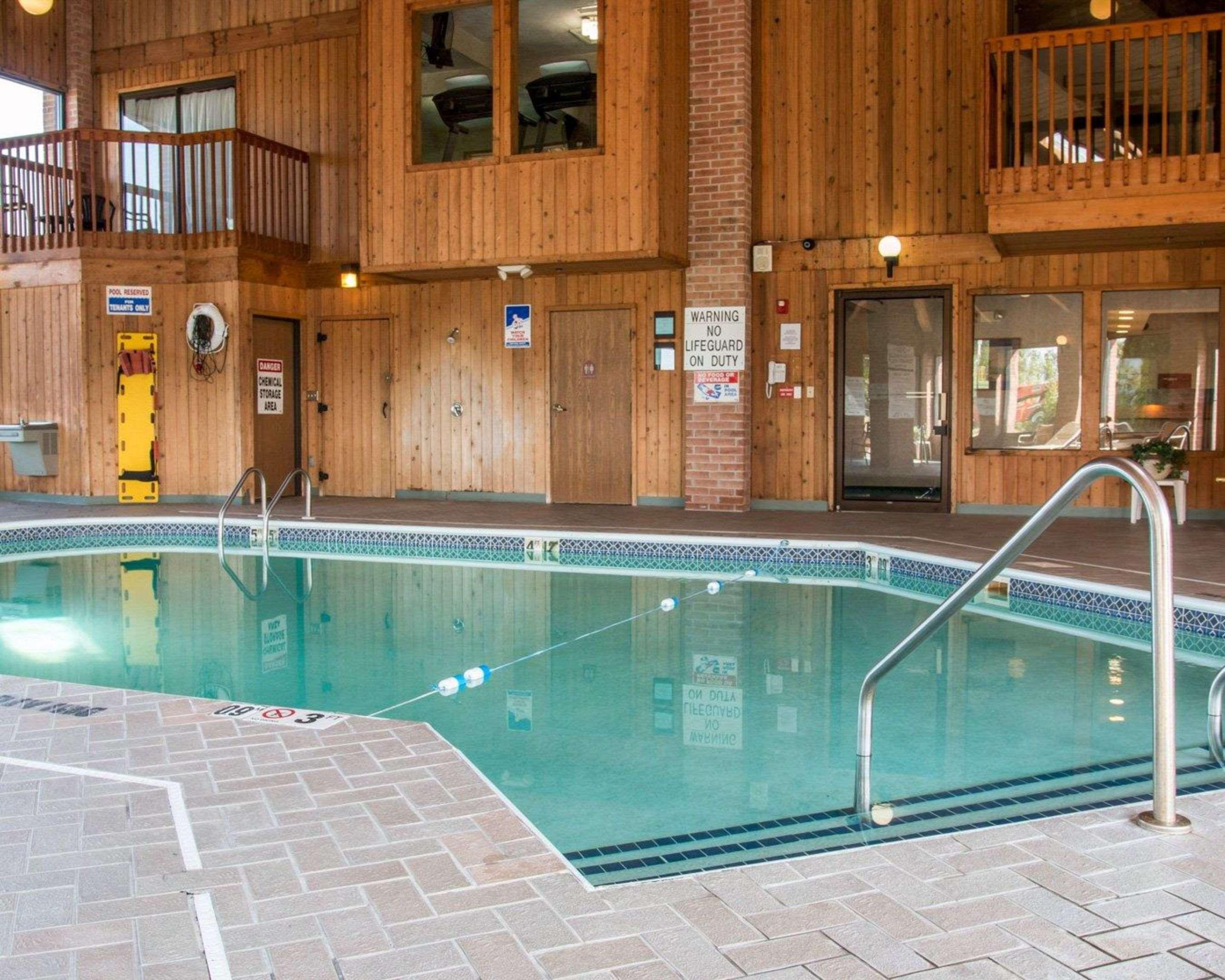 Quality Inn Hudsonville South Exteriör bild