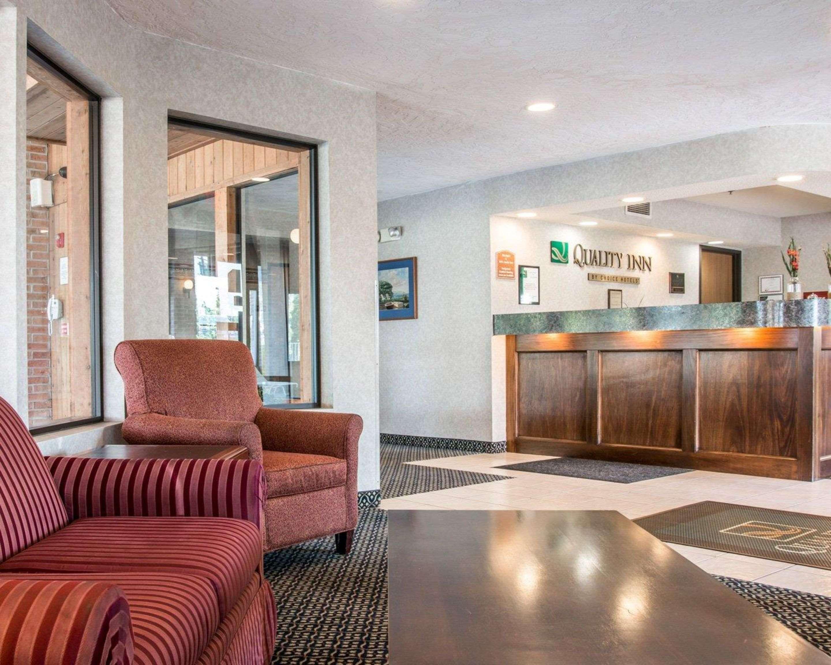 Quality Inn Hudsonville South Exteriör bild