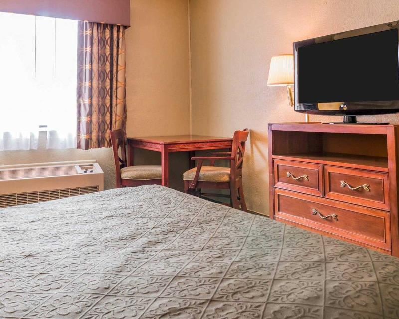 Quality Inn Hudsonville South Exteriör bild