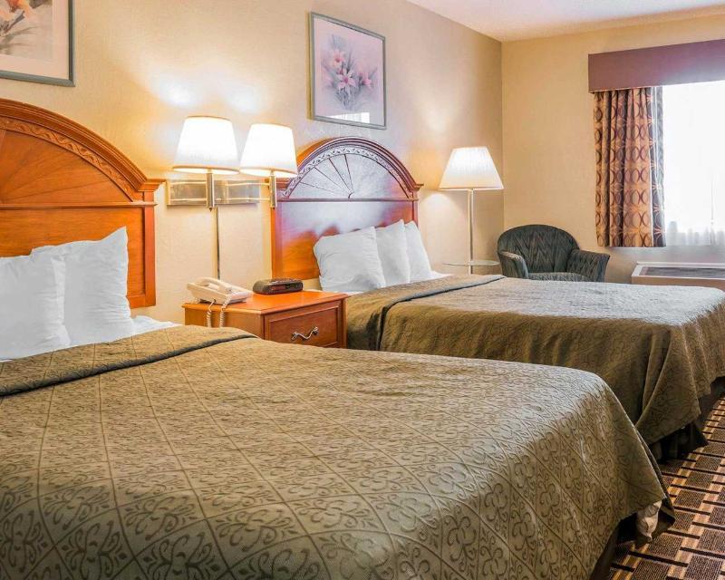 Quality Inn Hudsonville South Exteriör bild