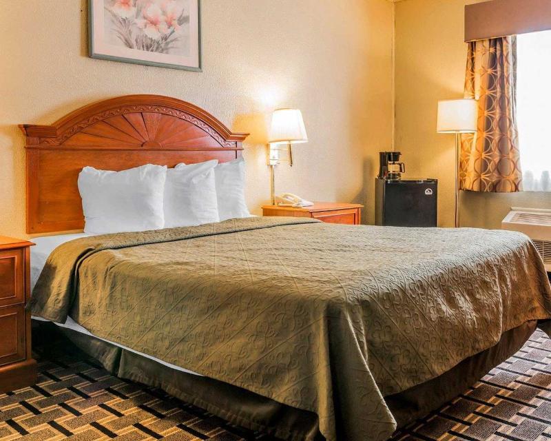 Quality Inn Hudsonville South Exteriör bild